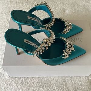 MANOLO BLAHNIK NWT  Lurum pumps